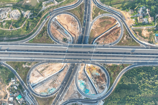 Hainan_s_G98_Ring_Expressway_Opens_First_4_to_8_Lane_Interchange