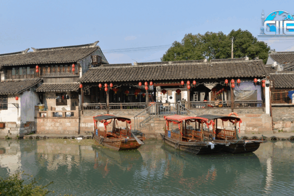 Inside_Shanghai_s_1_500_Year_Old_Fengjing_Ancient_Town video poster