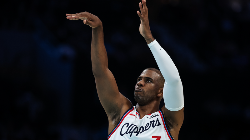 NBA_Legend_Chris_Paul_to_Retire_After_21_Seasons