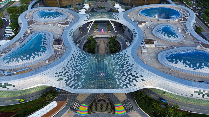 O2GR046Y0Y3BAIVNRYQ3 - My Global News: Voices of a New Era Hainan’s Customs-Free Boom: A New Symbiotic Ecosystem