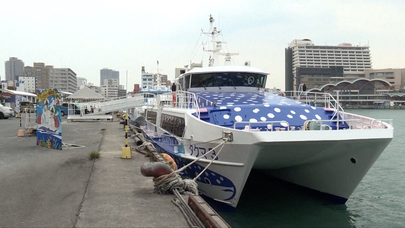 Okinawa_Tourism_Slumps_as_Chinese_Mainland_Visitor_Numbers_Plunge video poster