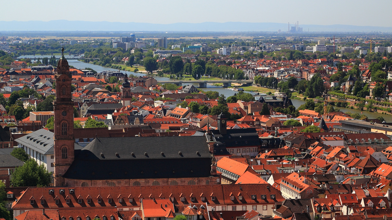 Scientists_Deepen_Sci_Tech_Ties_Between_Chinese_mainland_and_Europe