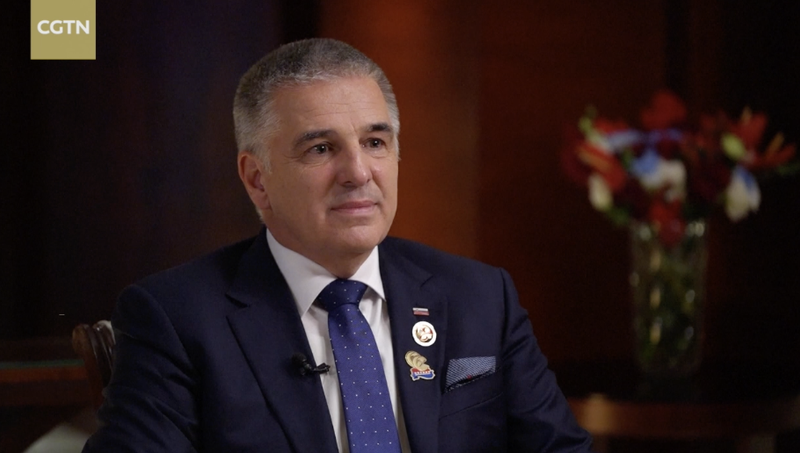 Slovenia_s_Record_Delegation_at_8th_CIIE_Strengthens_China_Ties video poster