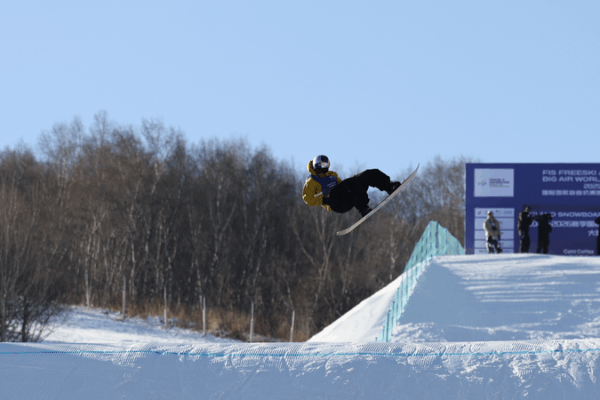 Su_Yiming___Eli_Bouchard_Lead_Big_Air_World_Cup_Qualifiers
