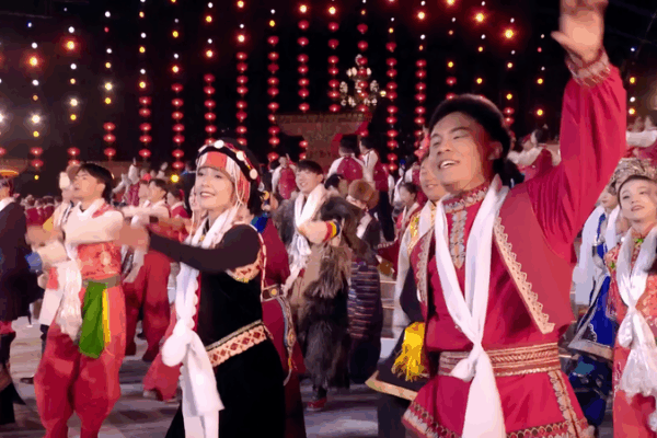 Tibetan_Street_Dance_Fusion_Goes_Viral_Online video poster