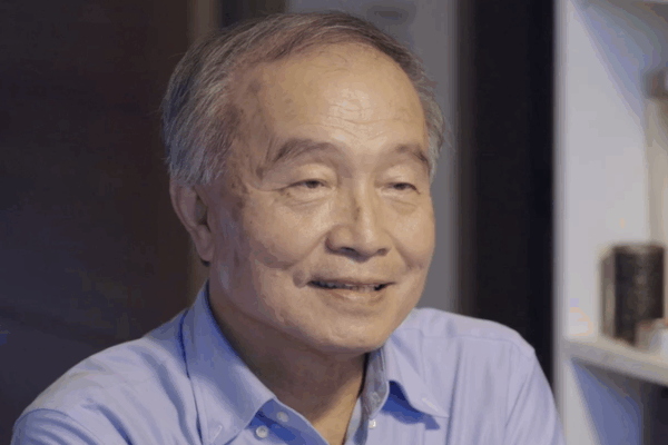 Yang Du’s Poem Captures Maternal Longing Across Distance video poster