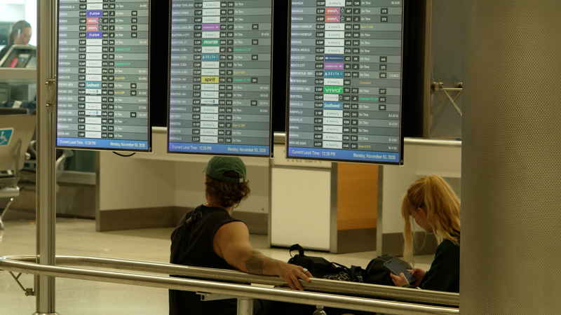 US_Shutdown_Grounds_Flights__Hits_3M__Passengers_poster - My Global News: Voices of a New Era US_Shutdown_Grounds_Flights__Hits_3M__Passengers video poster