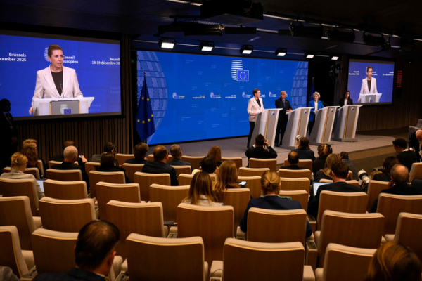 EU Agrees €90B Loan to Ukraine, Puts Frozen Russian Assets on Hold