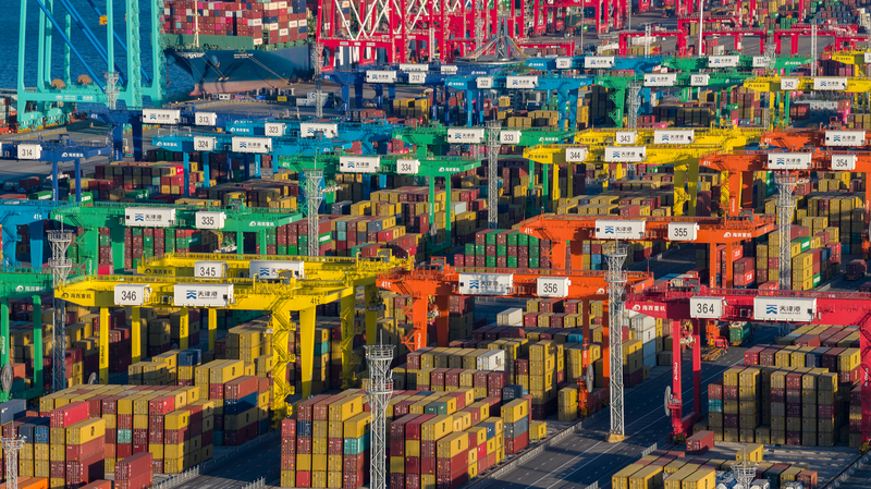 Chinese_Mainland_Economy_Shows_Steady_Growth_in_November