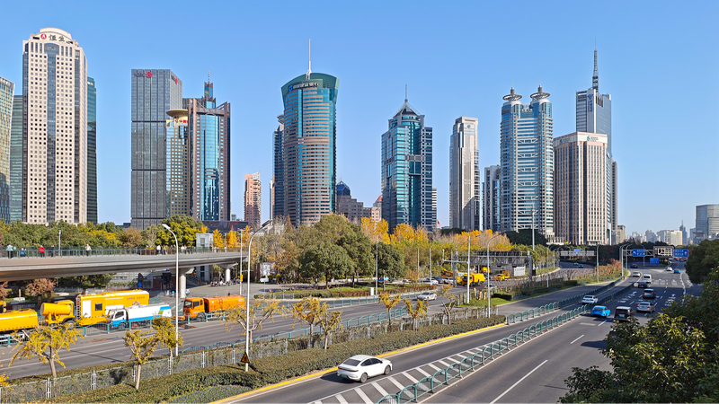 Chinese_Premier_Li_Qiang_Urges_Market_Openness_at_Beijing_Dialogue