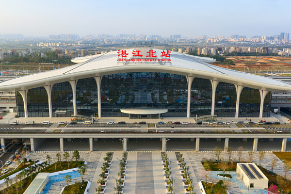 Guangzhou_Zhanjiang_High_Speed_Railway_Opens__Cutting_Travel_to_1h32m video poster