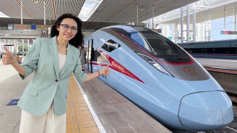 Hainan_Ring_High_Speed_Railway__A_Moving_Showcase_of_the_Free_Trade_Port