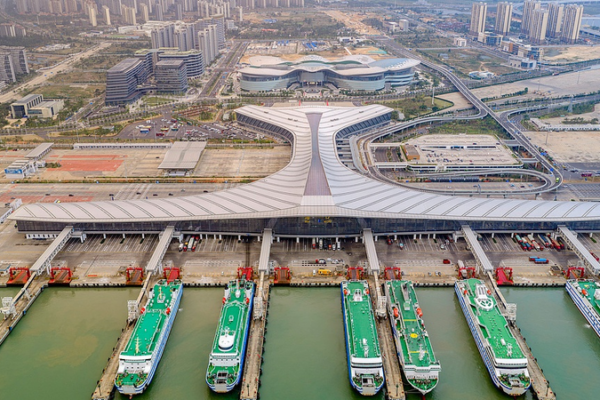 Hainan_s_Special_Customs_Zone_Unlocks_Chinese_Mainland_Market_Access video poster