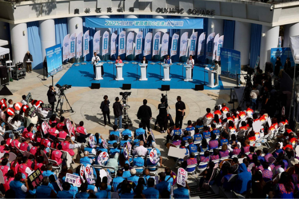 Hong_Kong_Votes_Amid_Tai_Po_Fire__A_Test_of_Governance_and_Resilience