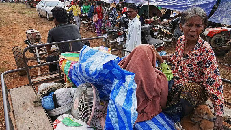 Inside_Chong_Kal_Evacuation_Camp_Amid_Thailand_Cambodia_Border_Clashes video poster