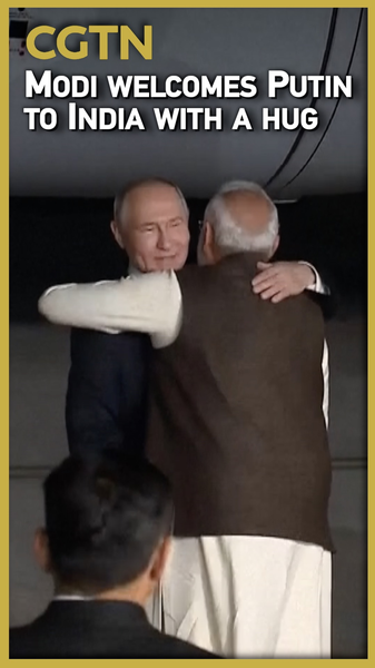 Modi_Greets_Putin_with_Surprise_Hug_at_Delhi_Airport video poster