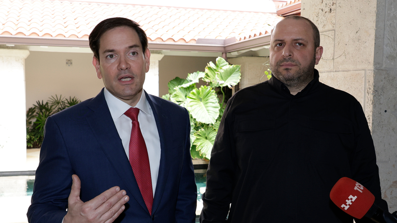 US_Ukraine_Peace_Talks_in_Florida_Hit_New_Obstacles