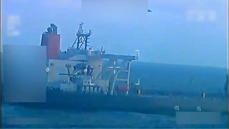 U_S__Seizes_Massive_Oil_Tanker_Off_Venezuela__Trump_Confirms