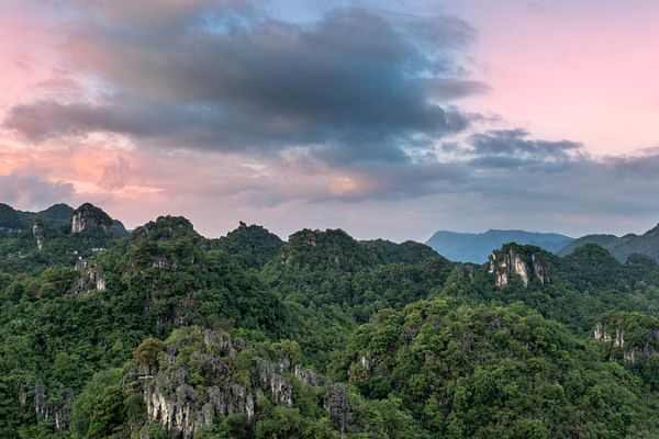 Xingwen UNESCO Geopark: The Chinese Mainland’s Karst Wonderland & 2026 Gala Spotlight video poster