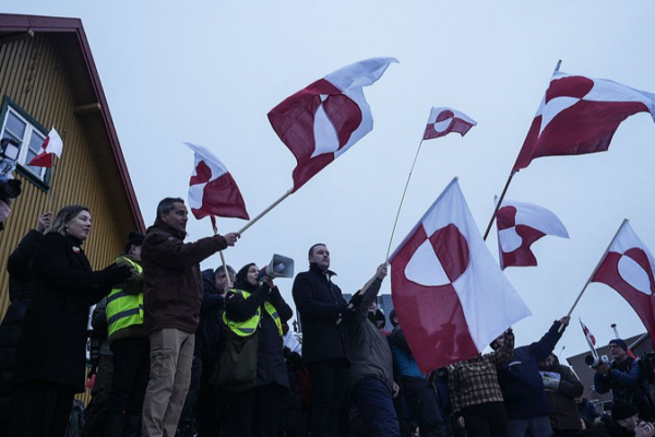 Trump_vows_no_going_back_on_Greenland__EU_slams__law_of_the_strongest_