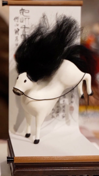 Viral__Messy_Little_Horse__Figurine_Sparks_Global_DIY_Craze video poster